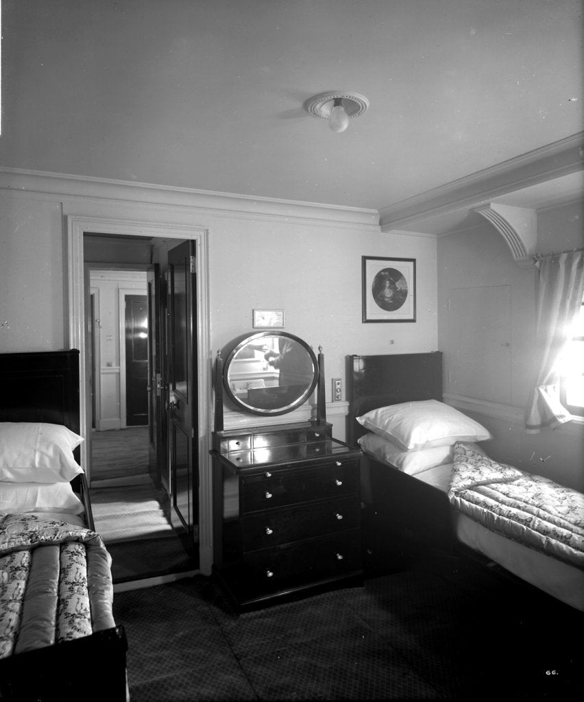 Detail of First Class suite on the 'Aquitania' (1914) by Bedford Lemere & Co.