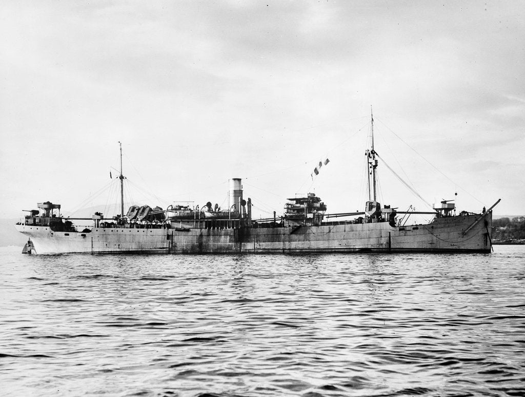 Detail of SS 'Gryfevale' starboard view, circa 1929 by unknown