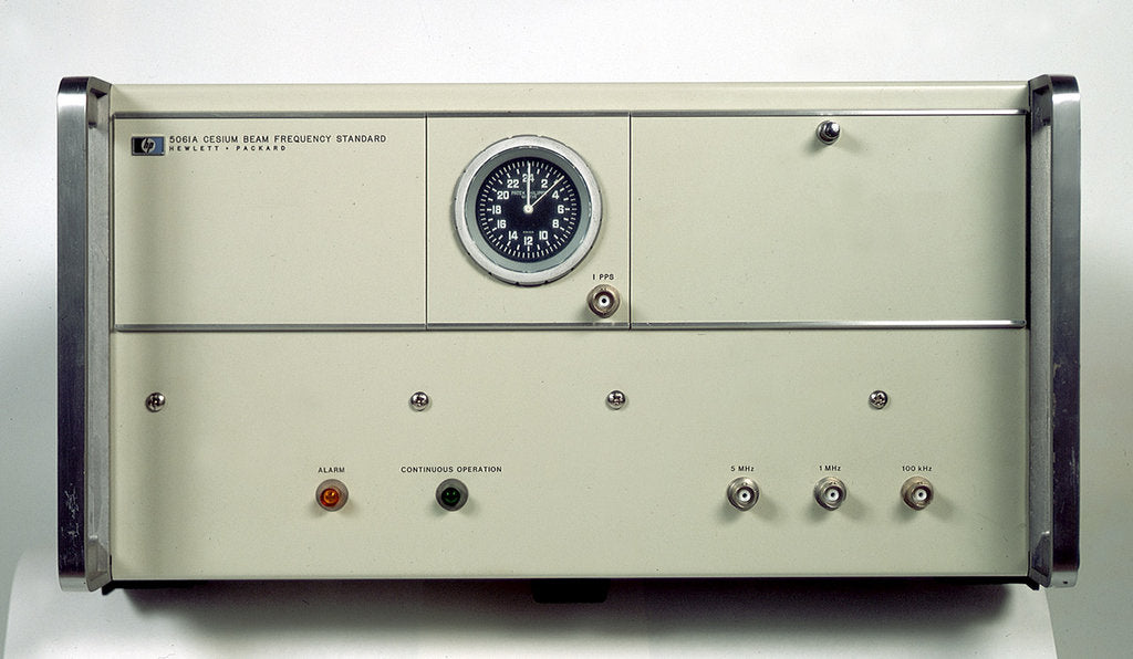 Detail of Atomic clock by Hewlett Packard & Co.