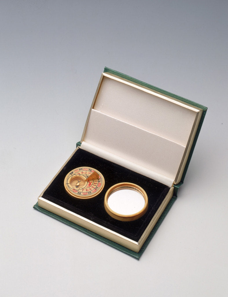 Detail of Compass dial, with lid, in case by Mary Rose Trust