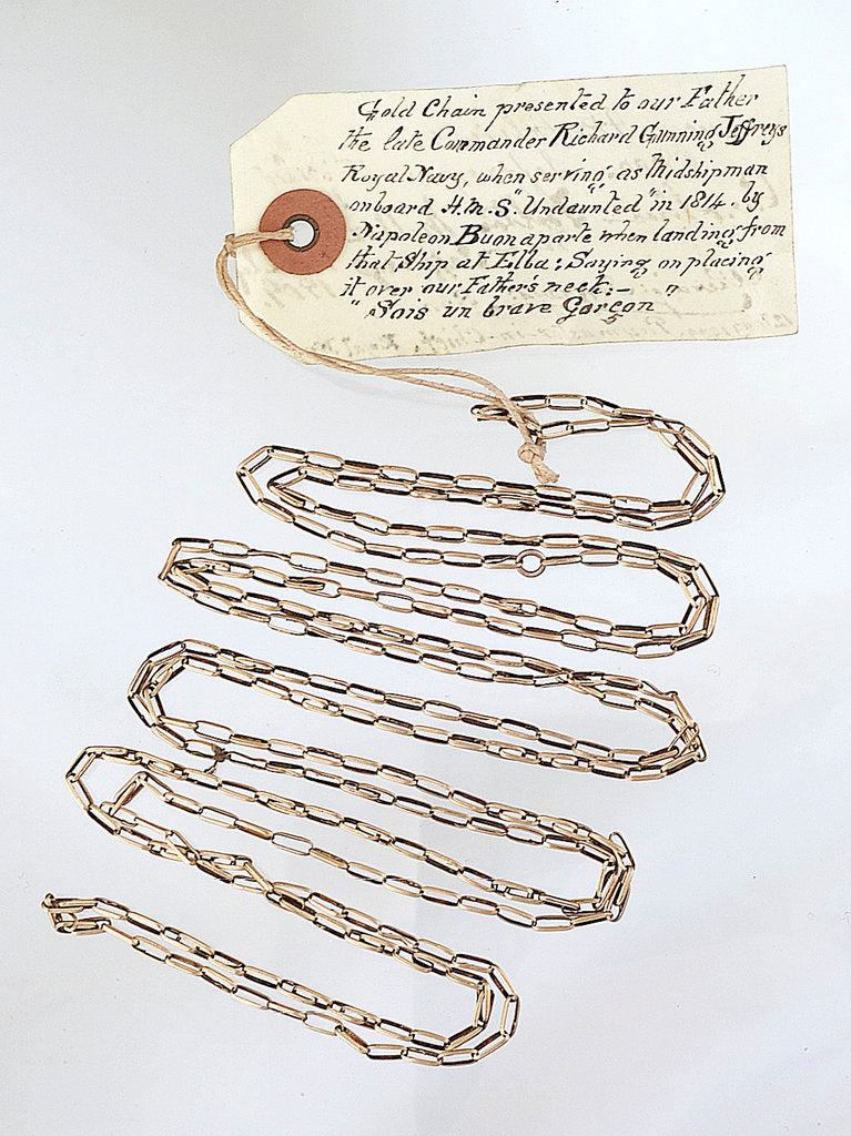 Detail of Gold double-link chain by unknown