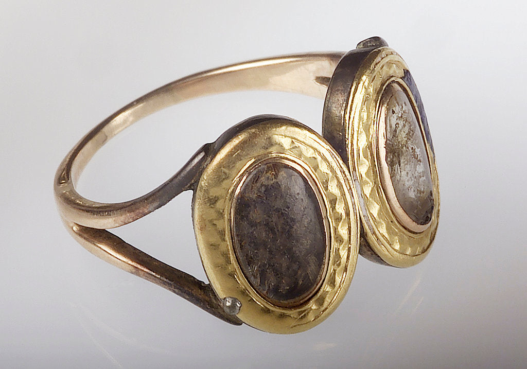 Detail of Gold ring by unknown