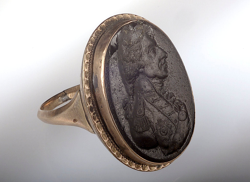 Detail of Gold ring by unknown