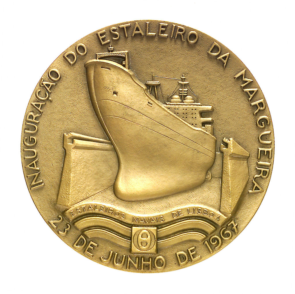 Detail of Medal commemorating the opening of the Lisbon dry dock, 1967; obverse by Leopoldo de Almeida