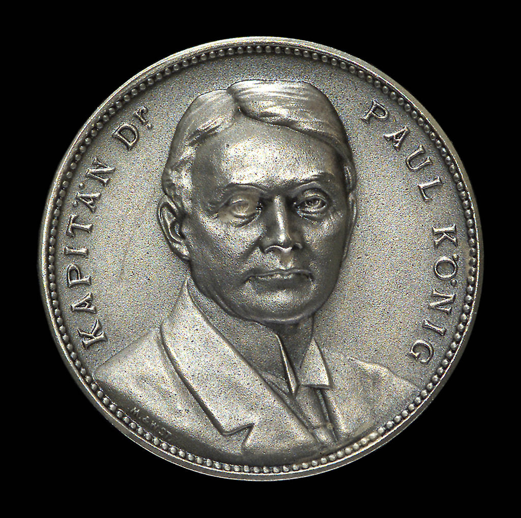 Detail of Medal commemorating Captain Paul König and the submarine 'Deutschland' by M. & W.