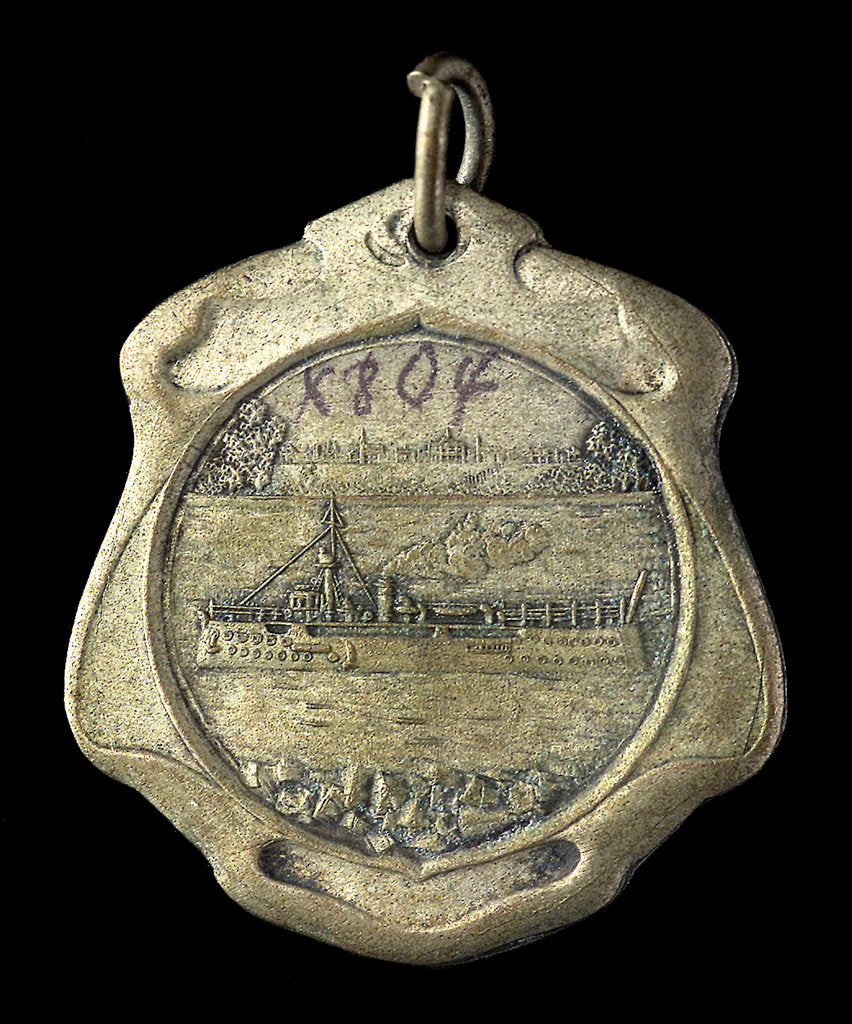 Detail of Badge commemorating the hoisting of the flag on the Rosario gunboat; obverse by C. Rossi
