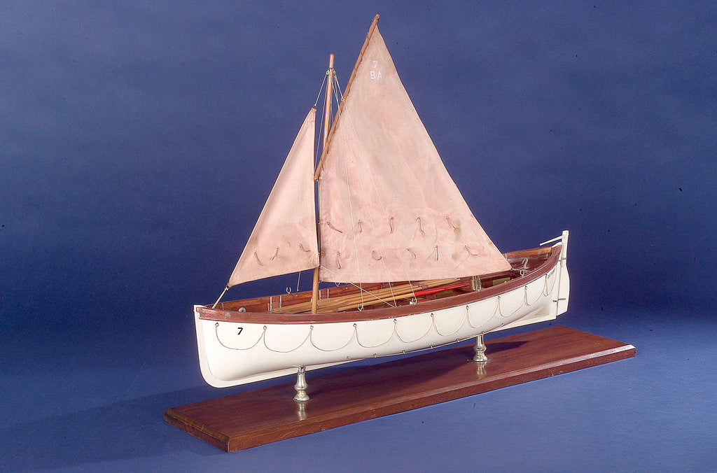 Detail of Full hull model representing 'Britannia' and 'Glasgow', port by unknown
