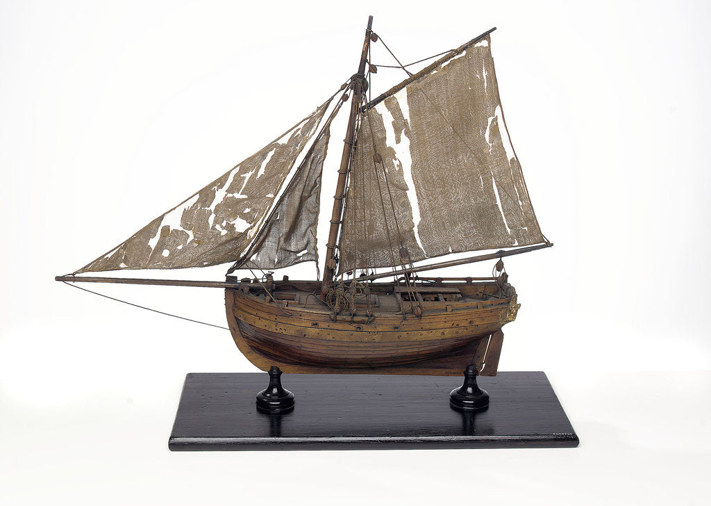 Detail of Full hull model, cutter type yacht, port broadside by unknown