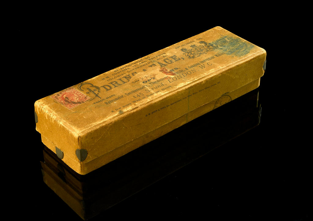 Detail of Box which contains prisms and coloured glass by unknown