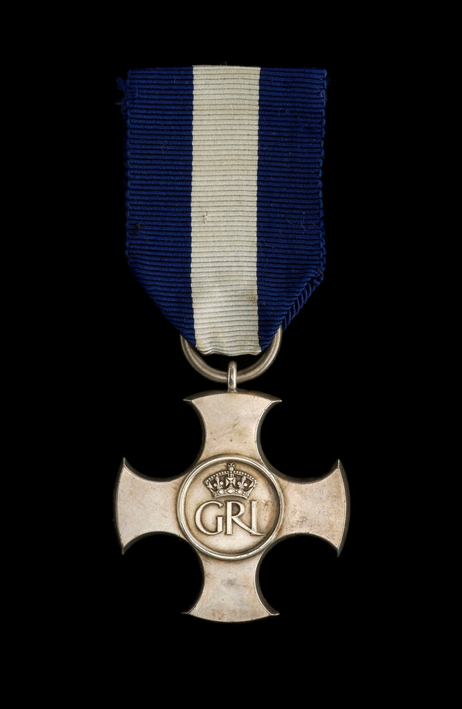 Detail of Distinguished Service Cross 1936-1947, obverse by Garrard & Co.