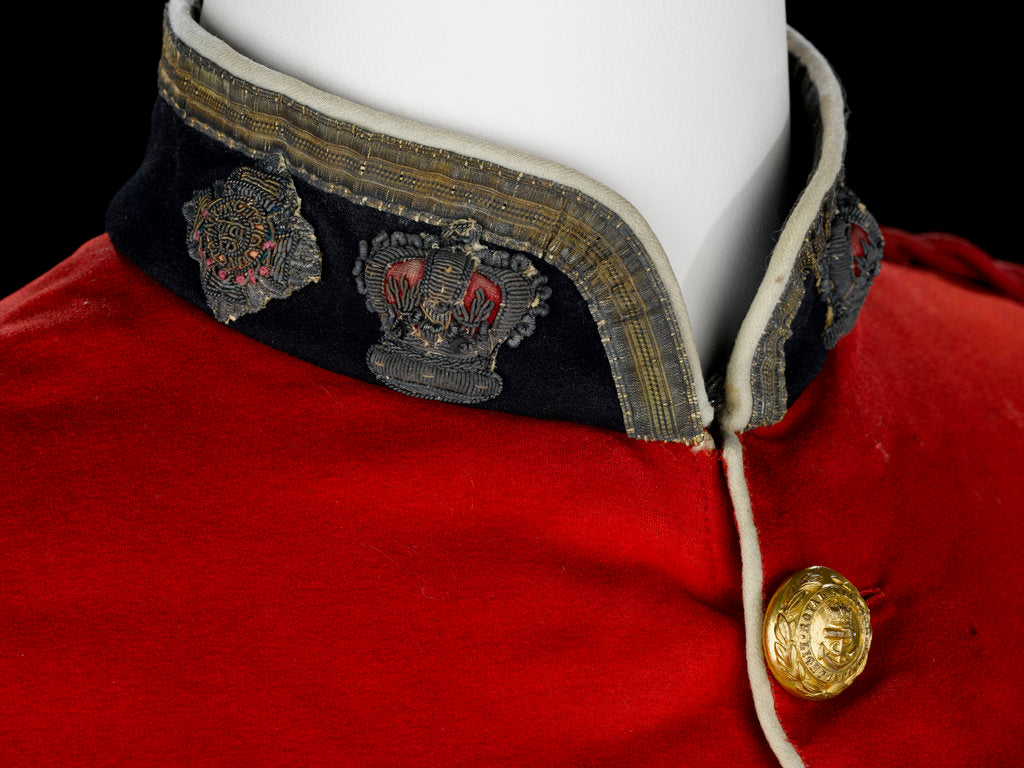 Detail of Tunic - collar detail, Royal Marines Light Infantry uniform: pattern 1856-1863 by J. & C. Linney