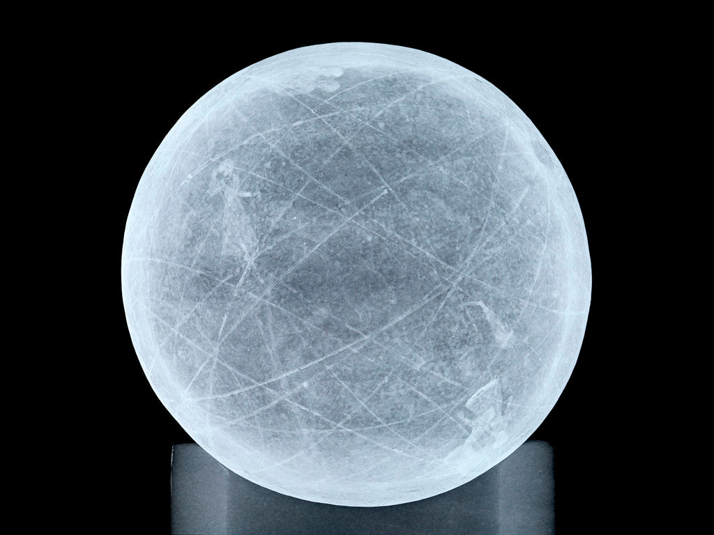 Detail of Globe x-ray by unknown