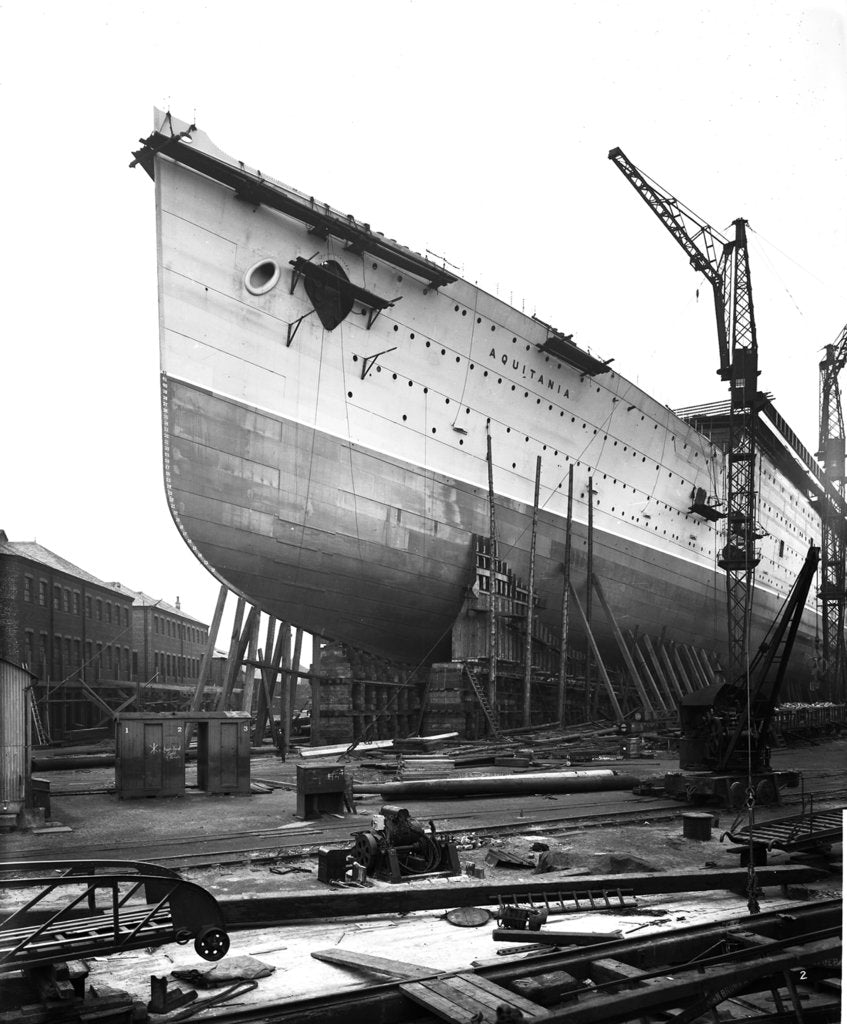 Detail of Bow view of the 'Aquitania' (1914) on the stocks by Bedford Lemere & Co.