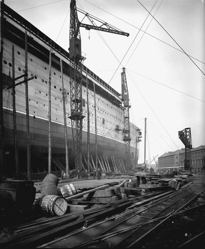 Detail of Fore part of the passenger liner 'Aquitania' (1914) on the stocks by Bedford Lemere & Co.