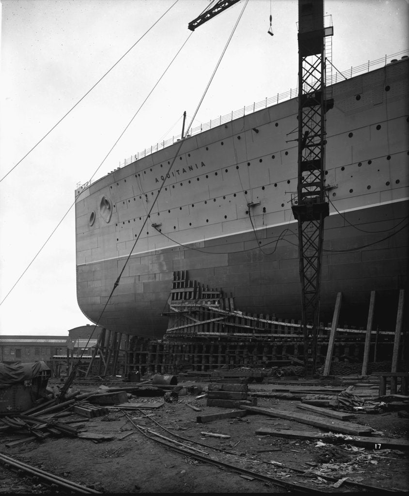 Detail of Fore part of the 'Aquitania' (1914) on the stocks by Bedford Lemere & Co.