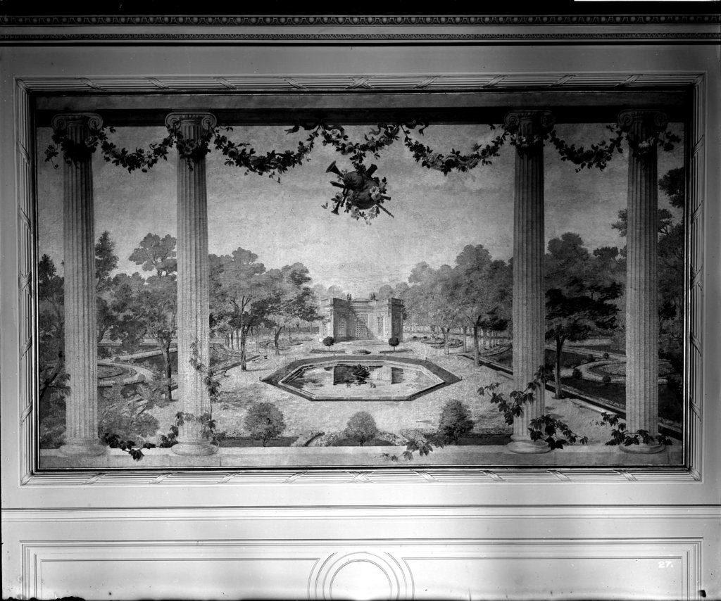 Detail of Decorative painting in the First Class Dining Saloon on the 'Aquitania' (1914) by Bedford Lemere & Co.