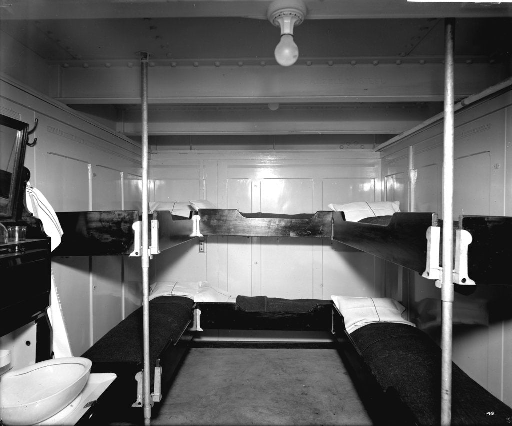 Detail of Third Class cabin on the 'Aquitania' (1914) by Bedford Lemere & Co.