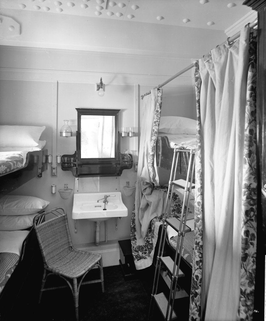 Detail of Second Class stateroom on the 'Aquitania' (1914) by Bedford Lemere & Co.