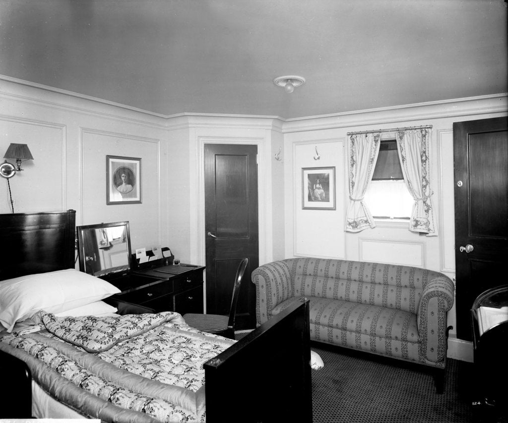 Detail of Romney Suite on the 'Aquitania' (1914) by Bedford Lemere & Co.