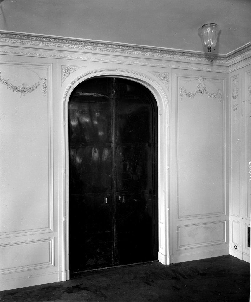 Detail of Service entrance to the First Class Dining Saloon on the 'Aquitania' (1914) by Bedford Lemere & Co.