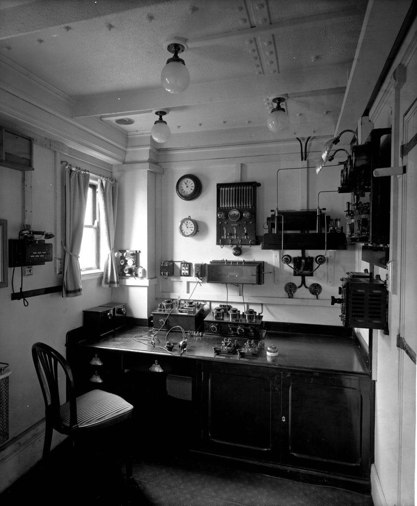 Detail of Marconi Room on the 'Aquitania' (1914) by Bedford Lemere & Co.