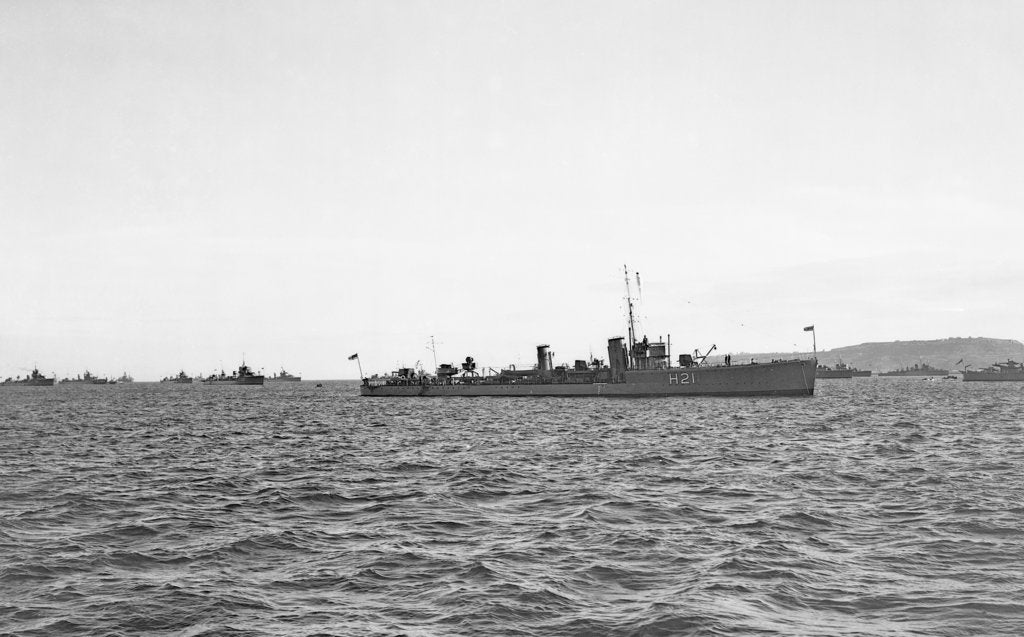 Detail of Destroyer HMS 'Scimitar' (1918), pendant H21 by unknown