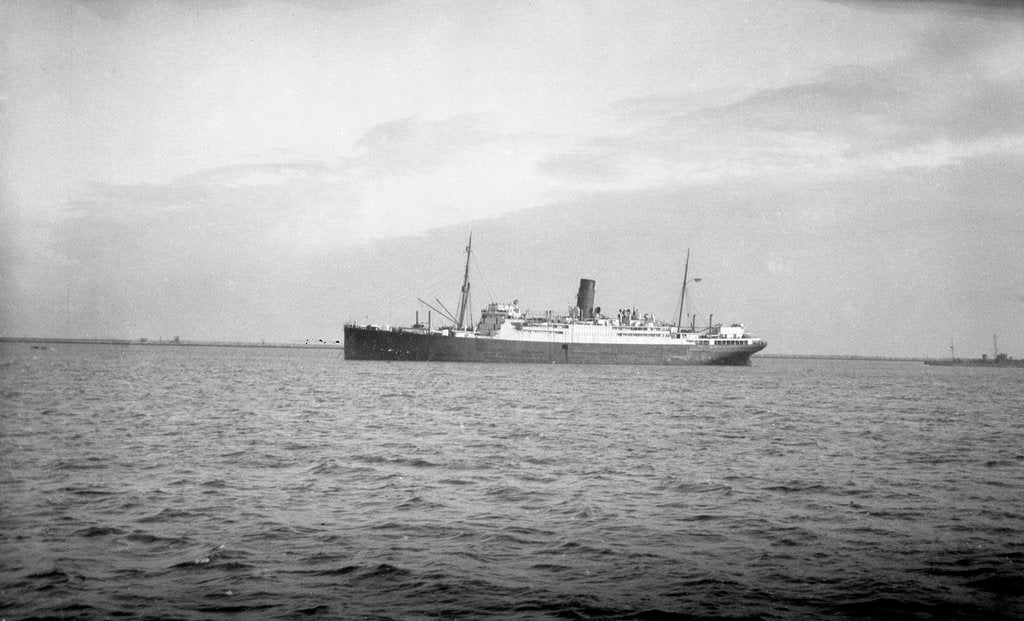 Detail of Armed merchant cruiser HMS 'Carinthia' (1925) by unknown