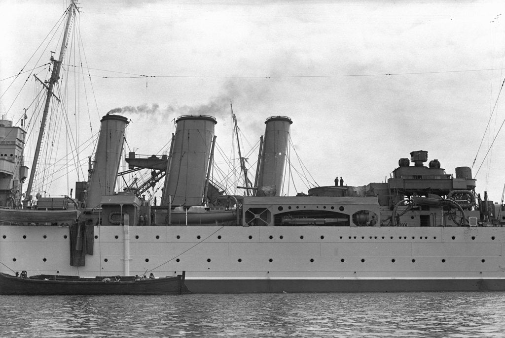Detail of Heavy cruiser HMS 'Berwick' (1926), close up amidships by unknown
