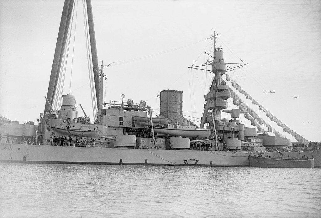 Detail of Coast defence battleship 'Gustaf V' (Swe, 1918) close-up amidships by unknown