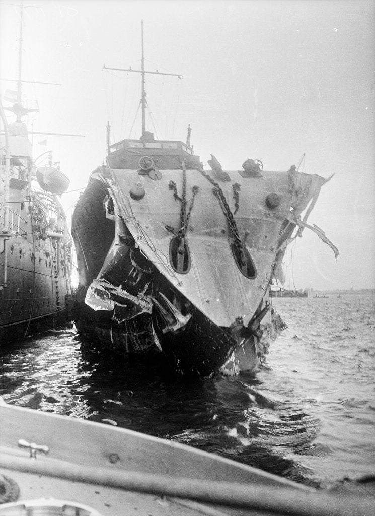 Detail of HMS 'Mentor' (1914) by Lieutenant Geoffroy William Winsmore Hooper