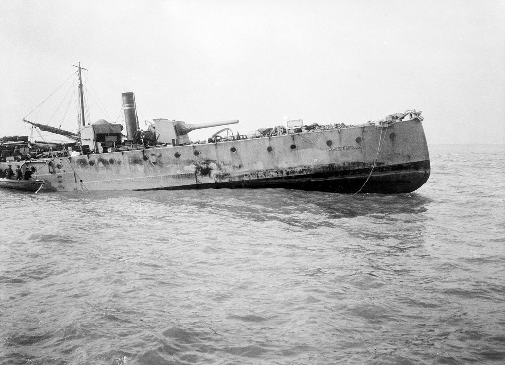 Detail of The port quarter view of the light cruiser HMS 'Arethusa' (1913) aground on Cutler Shoal. by Lieutenant Geoffroy William Winsmore Hooper