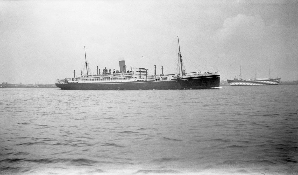 Detail of 'Moreton Bay' (1921) under way by unknown