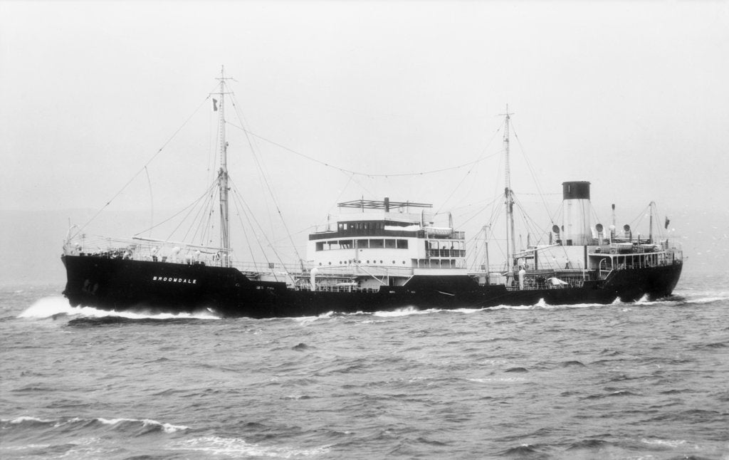 Detail of 'Broomdale' (Br, 1937) under way by unknown