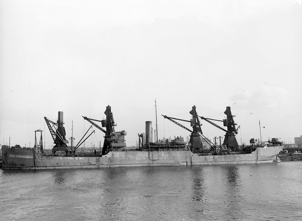 Detail of Photograph of general cargo 'Empire Chamois' (1918) 1941-1945 lying at quayside. Ministry of War Transport ex 'Pacific Redwood' ex 'Westmount' (5P) B 1941-1945 Lying at quayside. by unknown