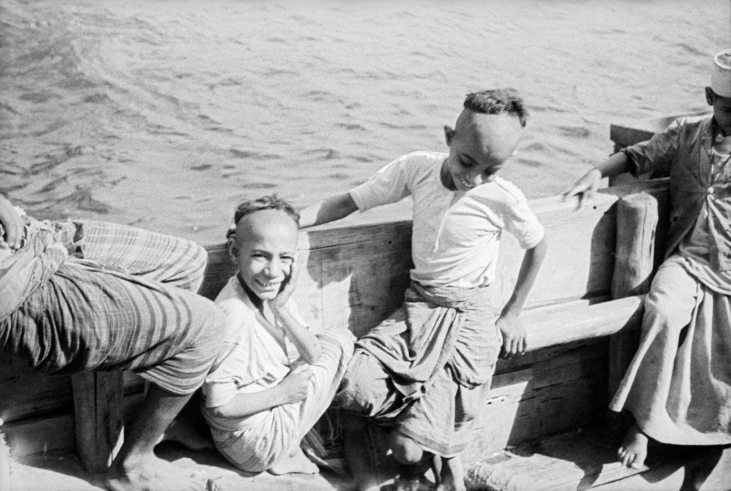 Detail of Hadhrami children on board the 'Triumph of Righteousness' by Alan Villiers