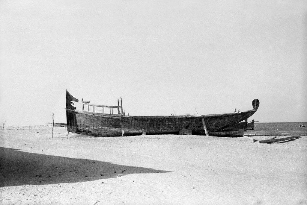 Detail of Pearl battil on the al-Khobar shore by Alan Villiers
