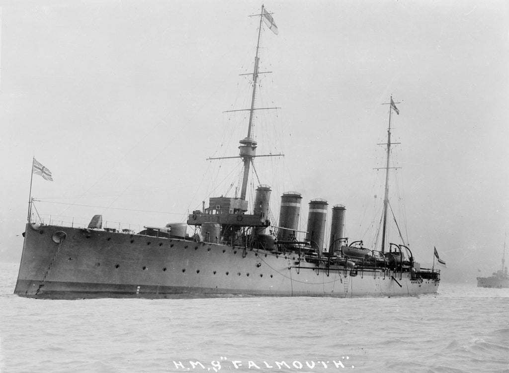 Detail of Second class protected cruiser, HMS 'Falmouth' (1910) by unknown