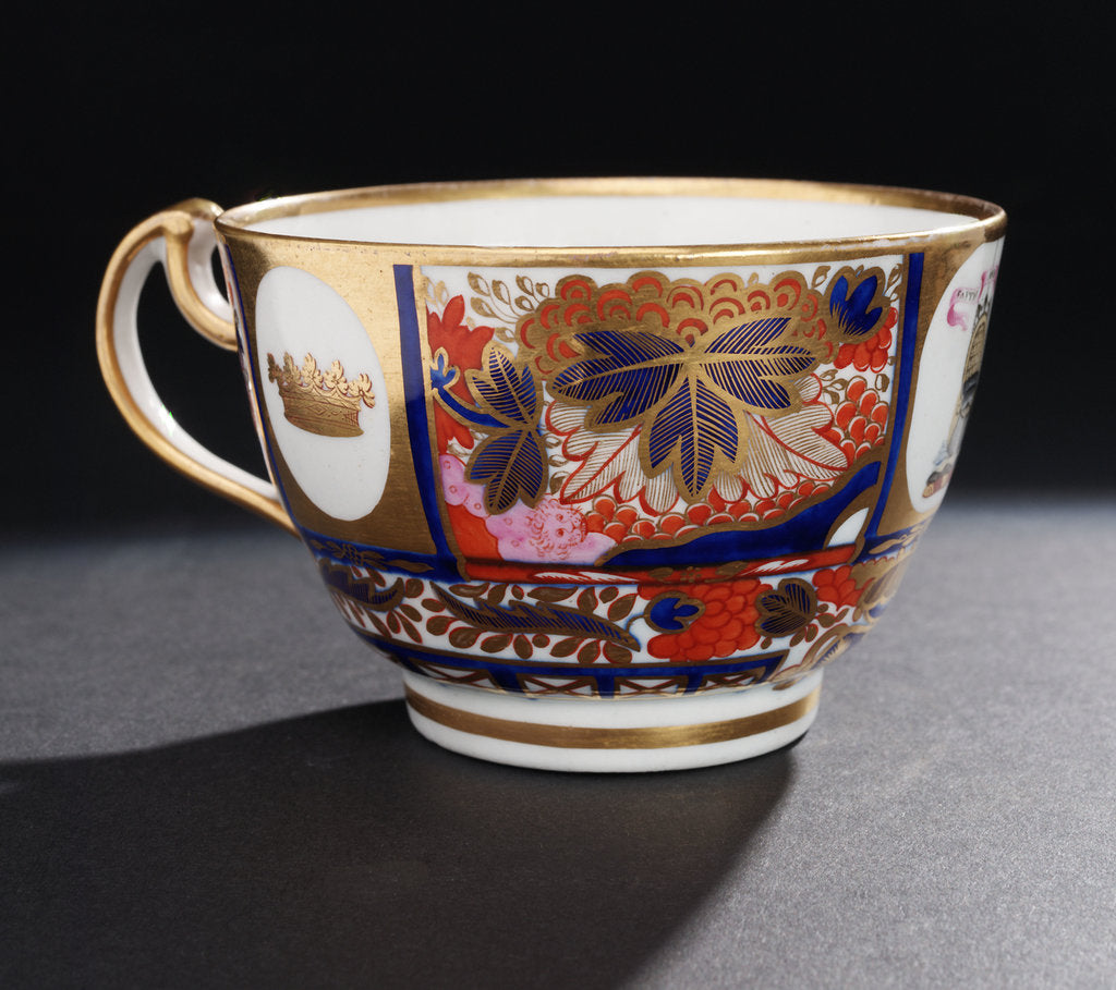 Detail of Japan pattern cup by Chamberlains & Co.