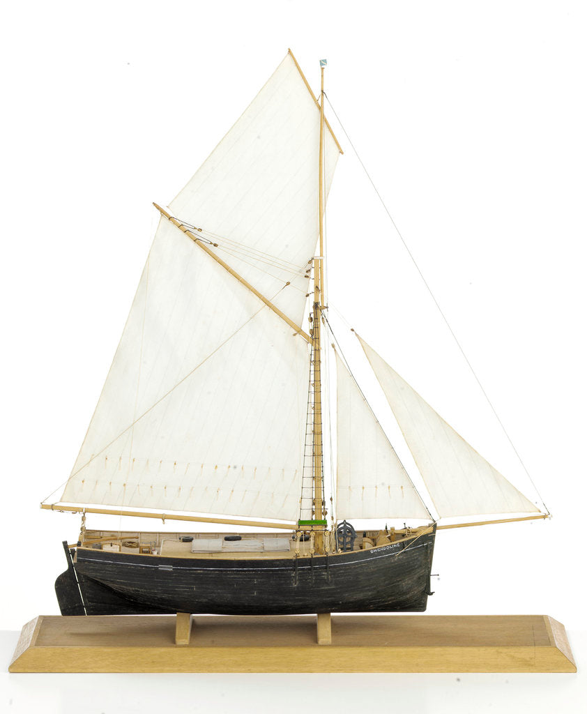 Detail of 'Gwendoline', starboard broadside by John Roe
