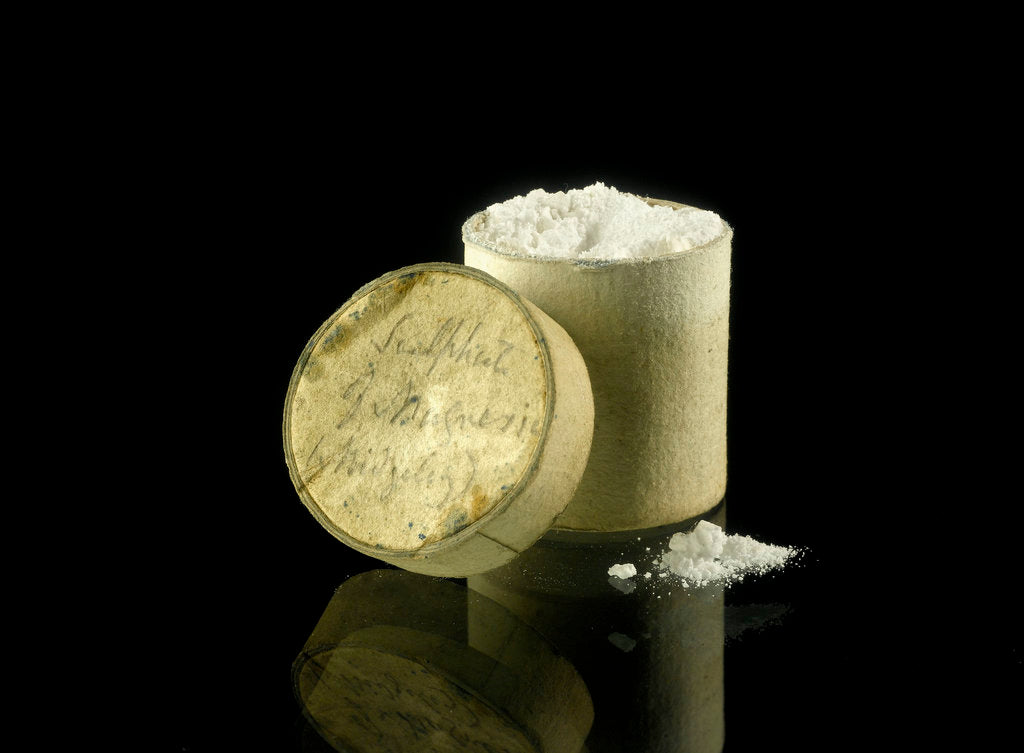 Detail of Pill box containing sulphate of magnesia by unknown