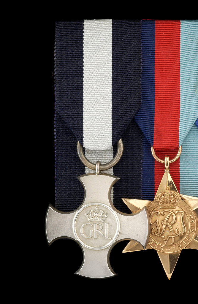 Detail of Distinguished Service Cross, obverse by unknown