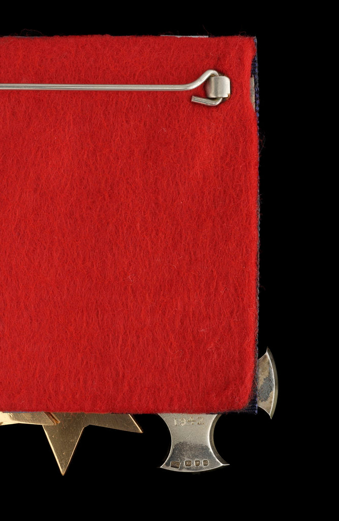 Detail of Distinguished Service Cross, reverse by unknown