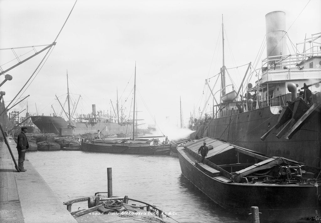 Detail of 'Dido' (Br, 1896), discharging cargo into barges by unknown