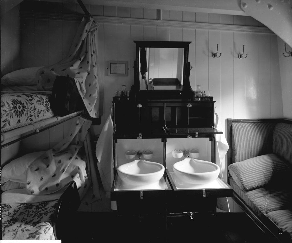 Detail of Second Class stateroom on the 'Balmoral Castle' (1910) by Bedford Lemere & Co.
