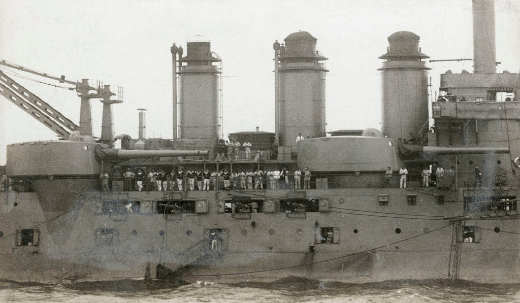 Detail of Battleship 'Danton' (Fr, 1909) showing midships turrets by unknown