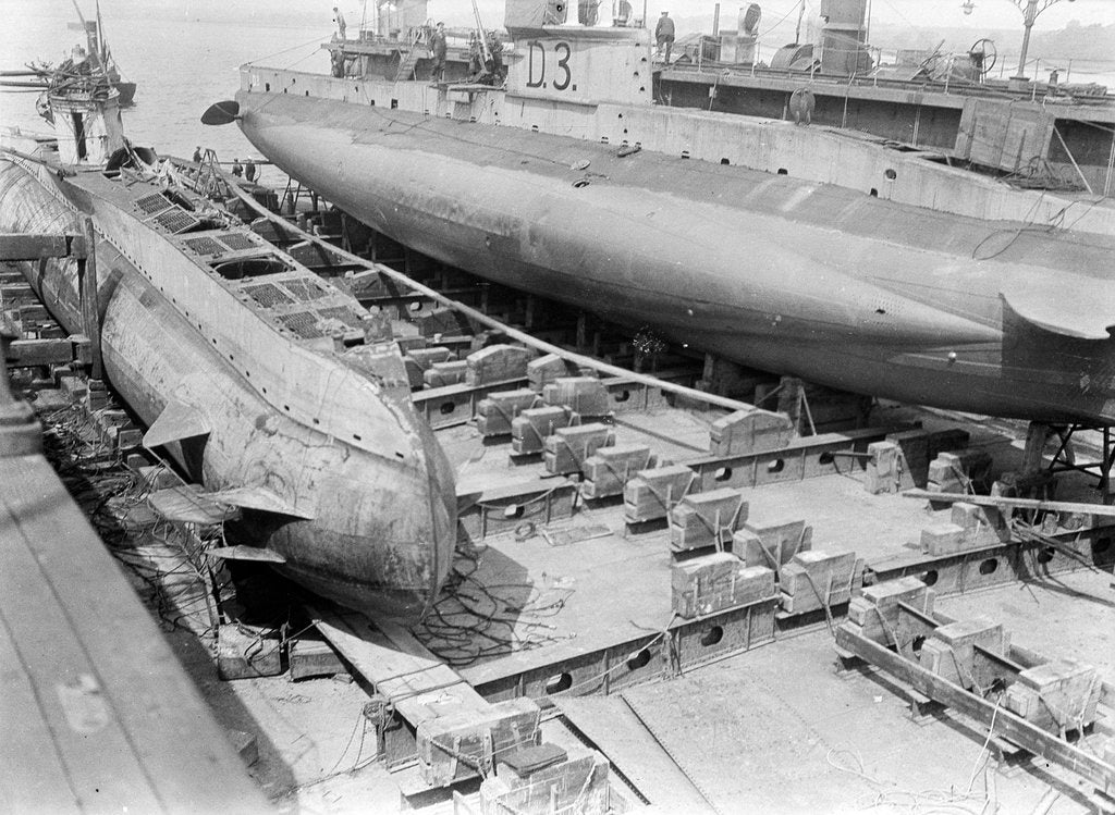 Detail of HM submarine D3 (1910) in floating dock at Harwich. by unknown