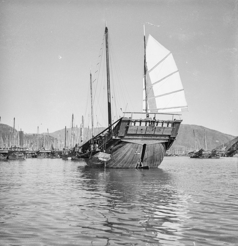Detail of A port quarter view of the Hong Kong fisher d.w. type junk 2473HA anchored at Hong Kong by David Watkin Waters